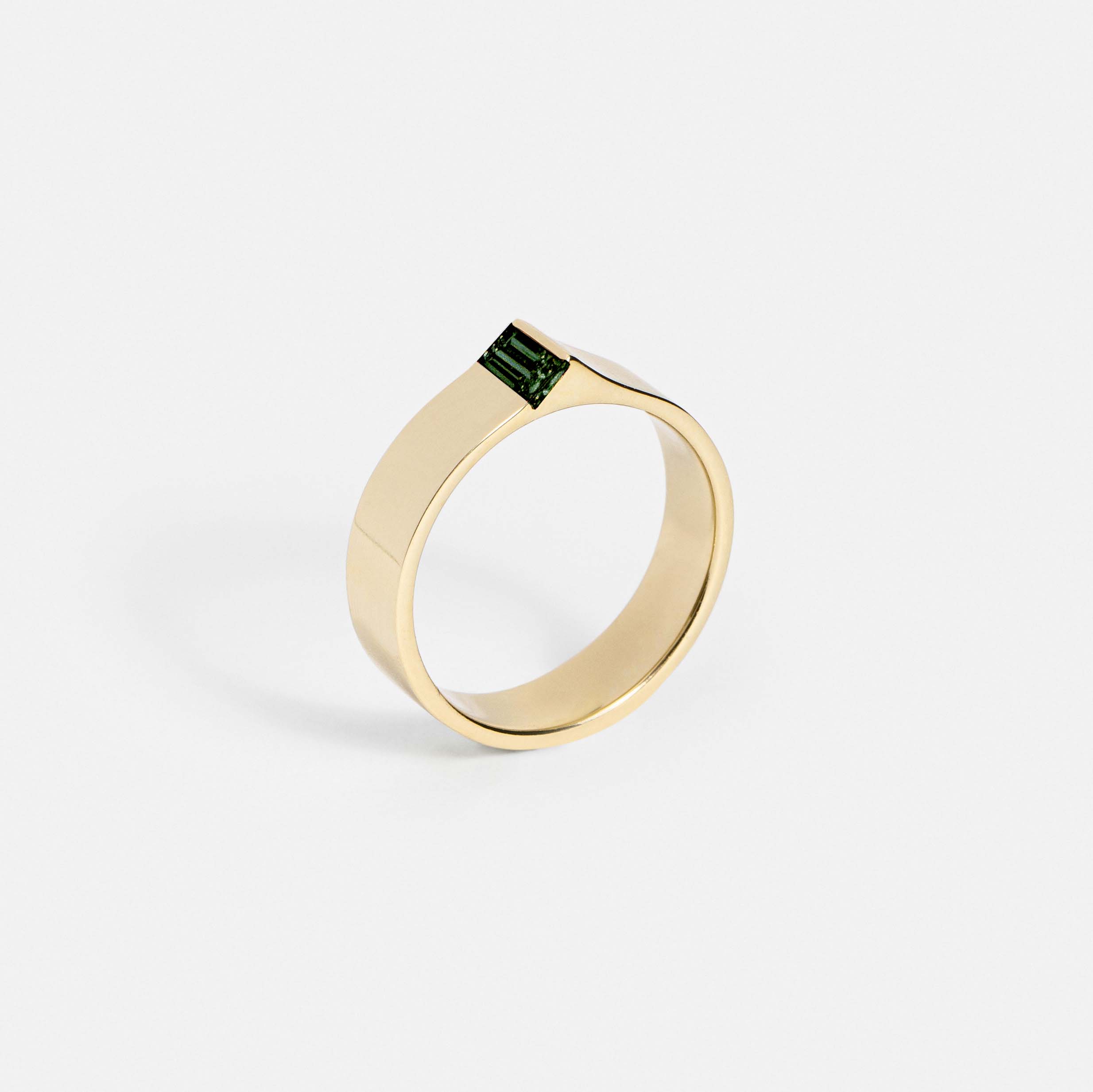 5mm Braga Ring with Green Tourmaline
