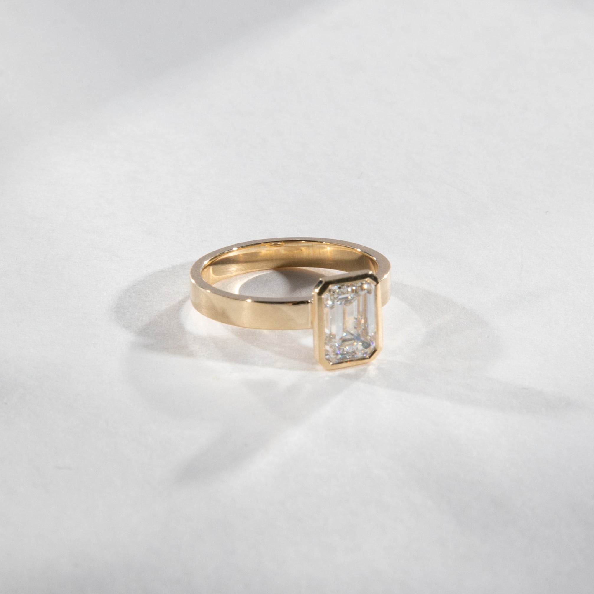 Badi Designer ring in 14k Yellow Gold set with a lab-grown diamond